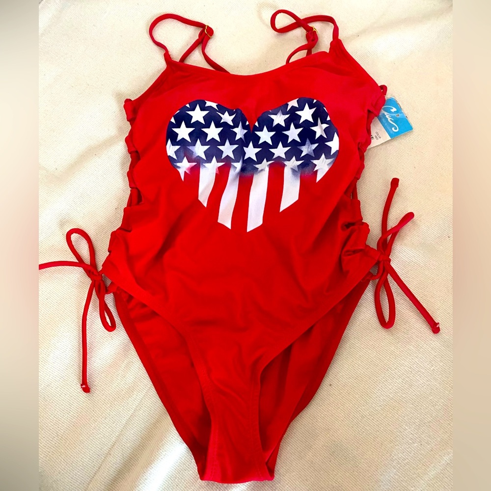 California Waves one piece